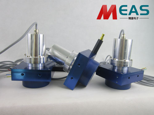 拉繩位移編碼器將設備的位移信息準確無誤地轉(zhuǎn)化為控制系統(tǒng)