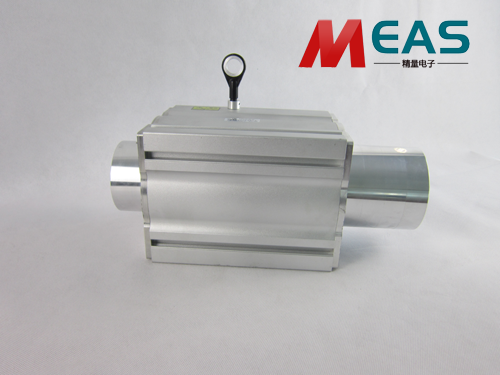 ����һ������λ�ƾ��a�����F(xi��n)��(w��n)�}С����(l��i)��Q