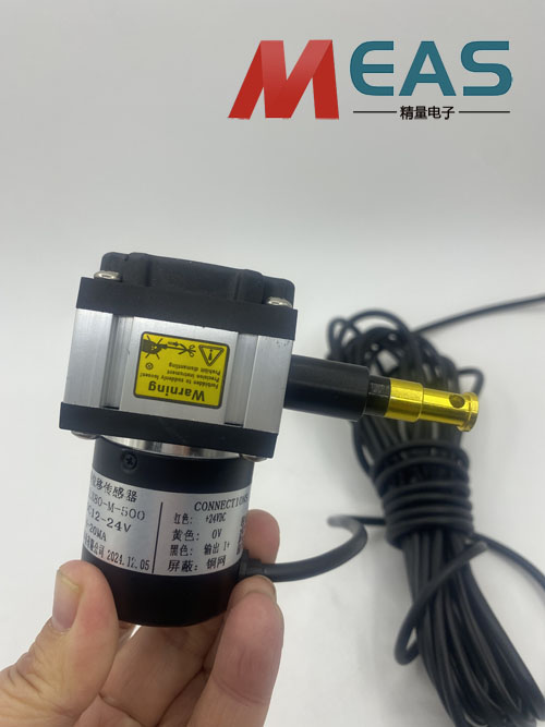 ���Kλ�ƾ��a��ͨ�^λ���ٶȿ��Ծ��_�y��λ����